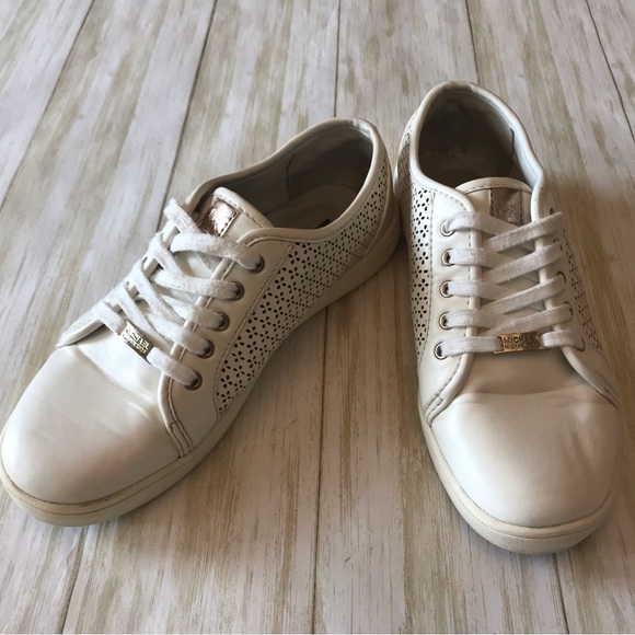 Michael Michael Kors rose gold and white Roxanne leather shoe. Size 4 preowned - Picture 10 of 16